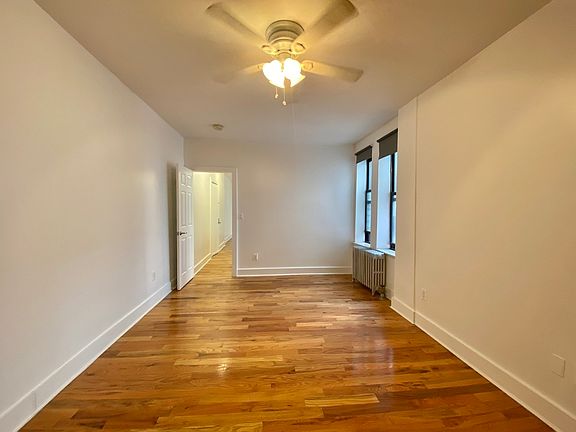 4th image of 60 Clarkson Ave APT 3L