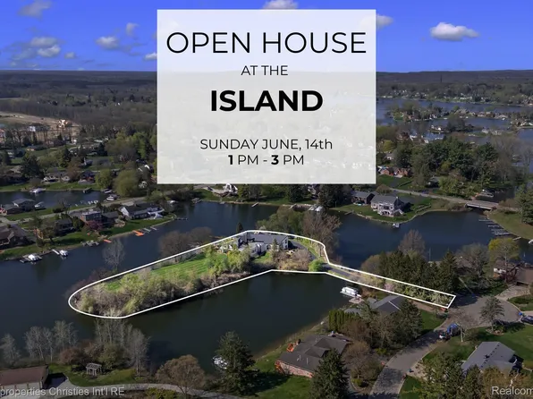 4912 Oakwood Ct, Commerce Township, MI 48382