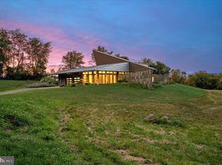 704 Dunmore Ridge Rd, Augusta, WV 26704