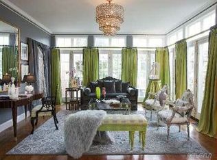 1327 Wolver Hollow Rd, Oyster Bay, NY 11771