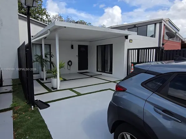 4430 NW 185th St, Miami Gardens, FL 33055