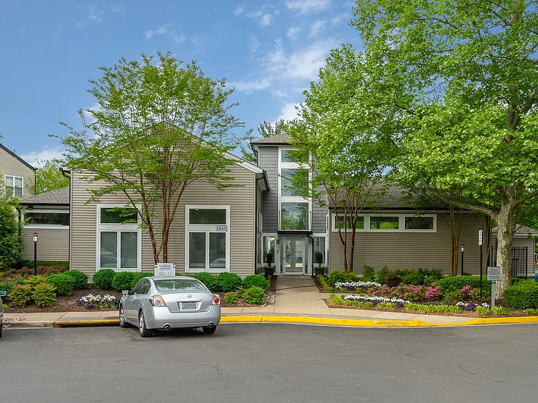 14582 Truro Parish Ct — Photo 58