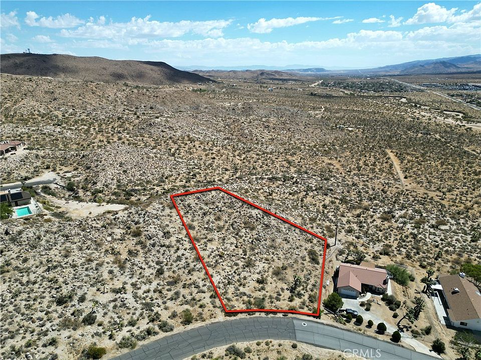 1st image of 310 Imperial Dr #10
