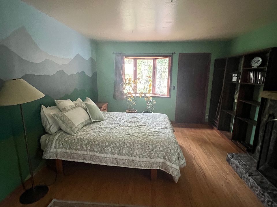 Front Bedroom