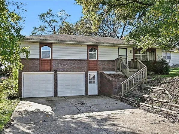 3621 NE 57th Ter, Kansas City, MO 64119