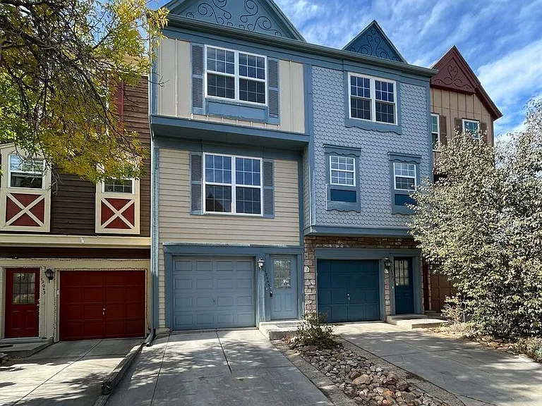 12045 E Ford Cir — Photo 2