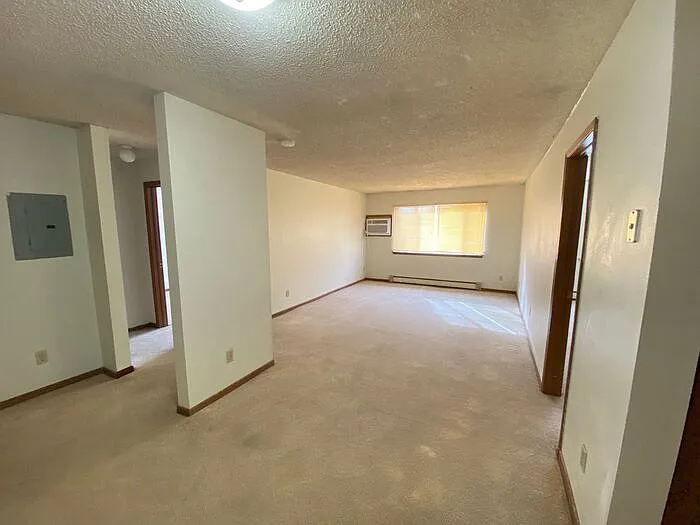 624 S Gilbert St #5 — Photo 3
