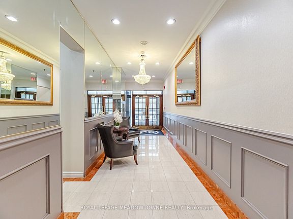 5th image of 82 Lombard St #610