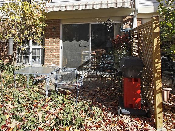 4th image of 30W041 Willow Ln