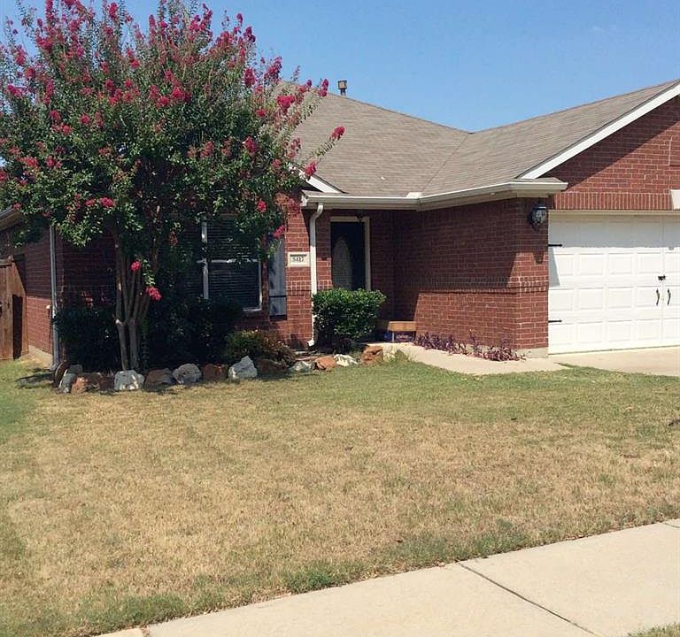 1st image of 8417 Hawks Nest Dr