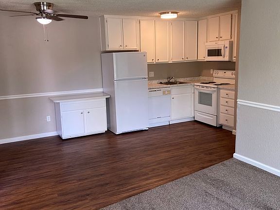 3rd image of 2080 W La Loma Dr APT 46