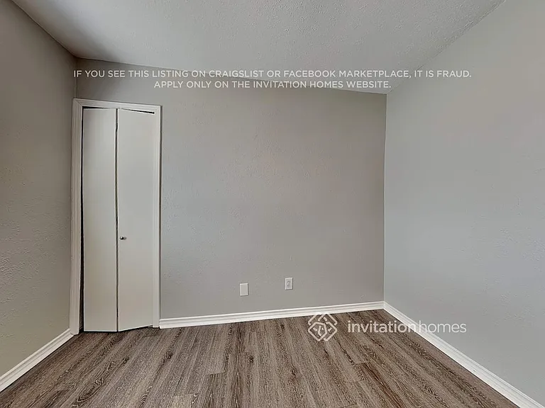 3913 Windflower Ln — Photo 12