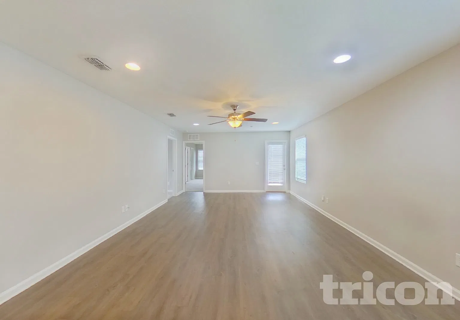 7364 Townsend Village Lane Jacksonville FL — Photo 3