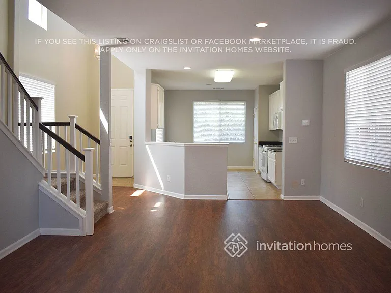 1866 Leaning Oak Dr — Photo 3