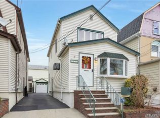 5375 66th St, Maspeth, NY 11378
