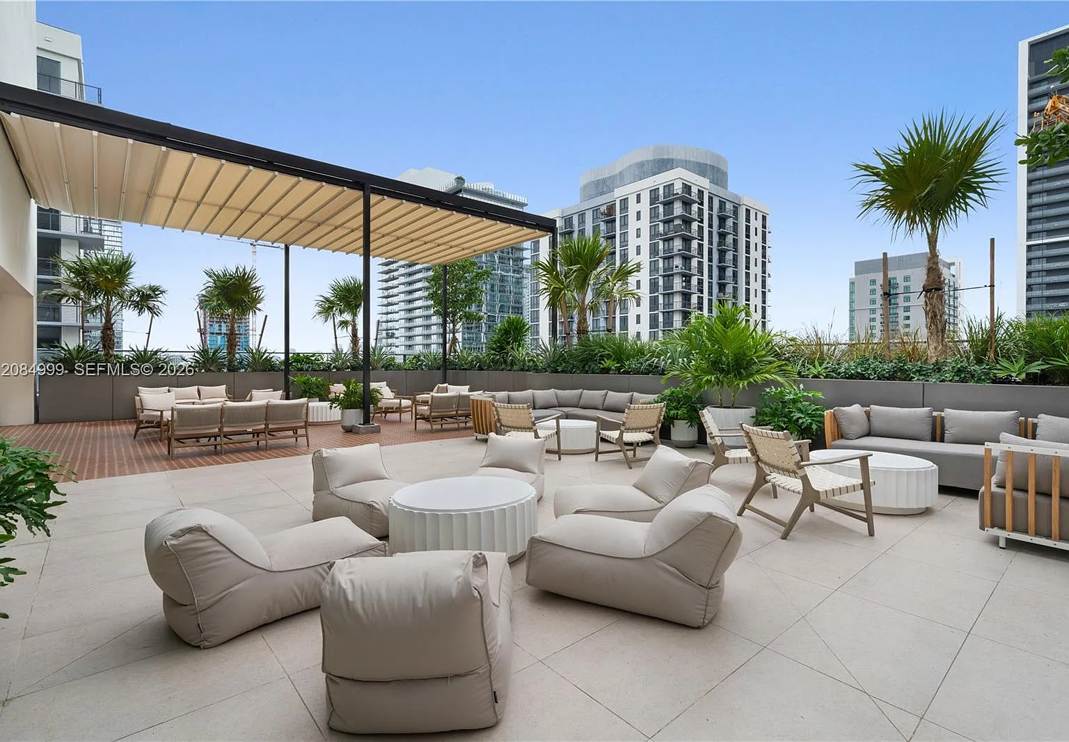 1 bed, 1.0 bath, 588 sqft, $3,500 — Photo 3
