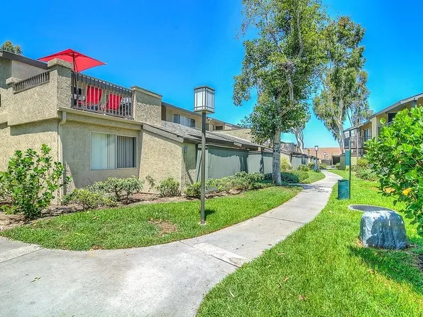 Parkewood Village