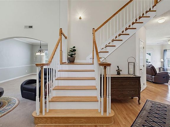 5th image of 1400 Kayla Cir