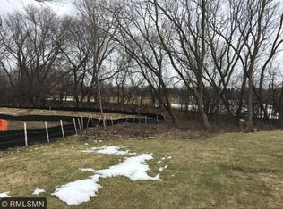 2222 Hazelwood St, Maplewood, MN 55117