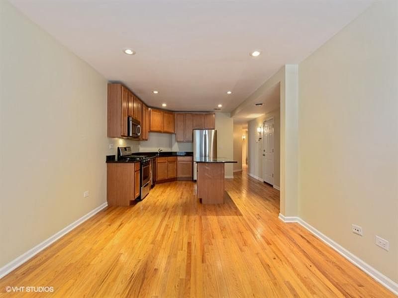 1st image of 4628 S Langley Ave #2