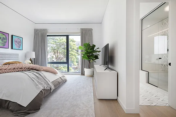 Sold by Brick&Mortar | media 14