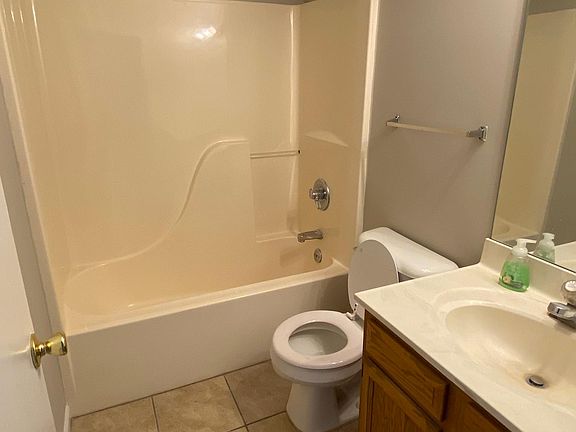 5th image of 7967 Mill Creek Cir