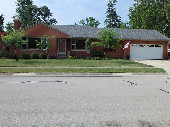 2nd image of 203 Villa Dr