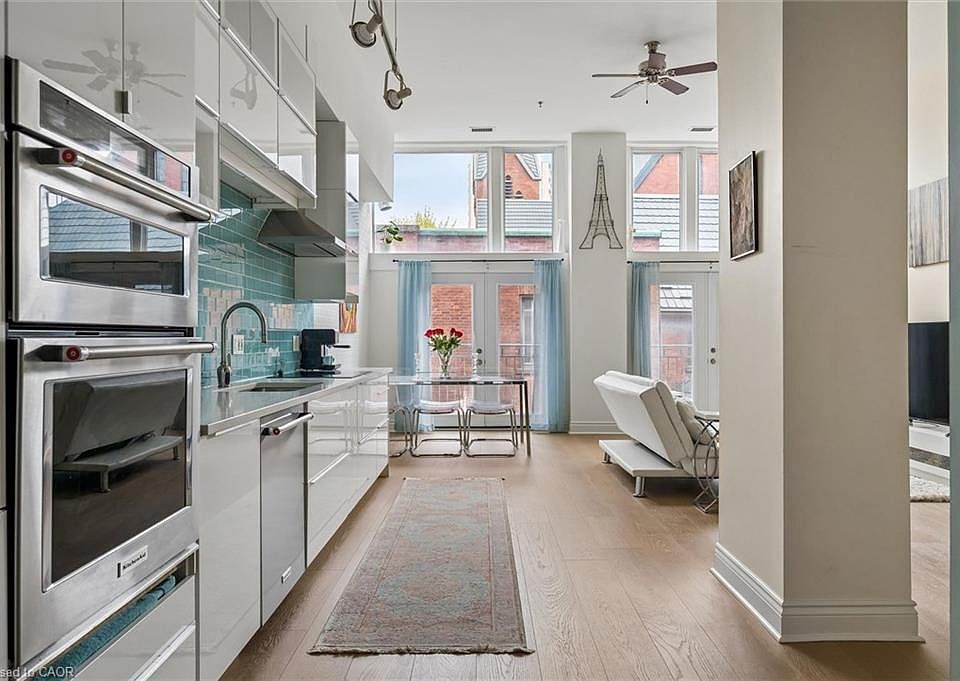 1st image of 276 King St W #213