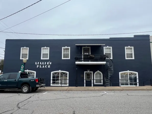113 E Commerce St APT 3, Morrilton, AR 72110