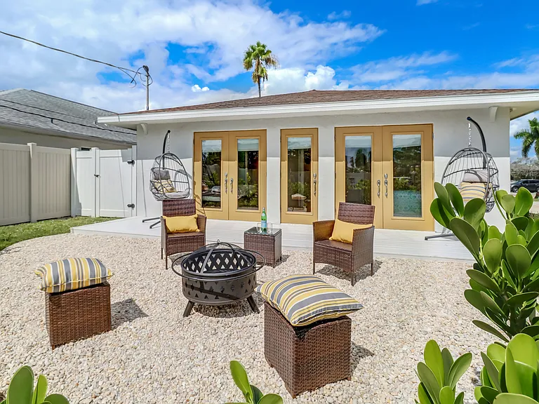 10180 Vanderbilt Dr — Photo 15