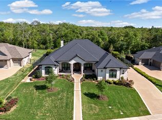 3419 Mahogany (pvt) Dr, Bryan, TX 77807