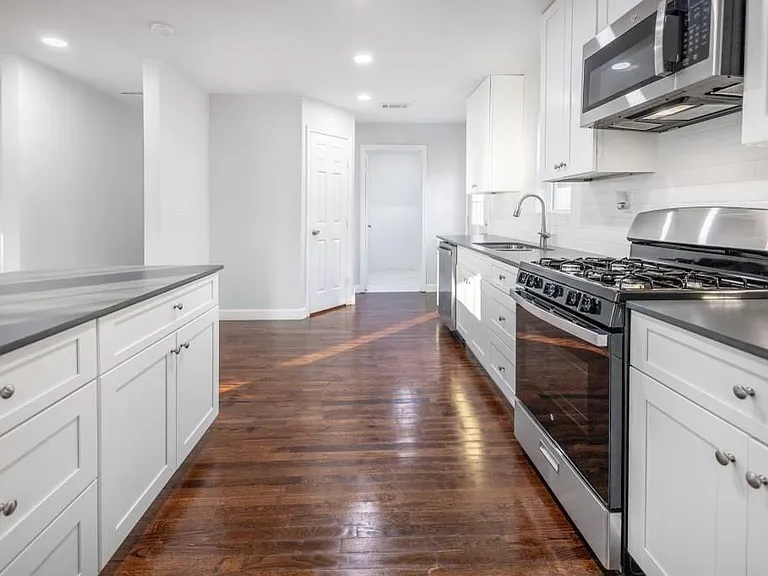 3234 Berry St — Photo 14