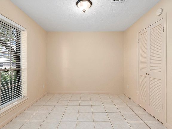 5th image of 14215 Lost Meadow Ln