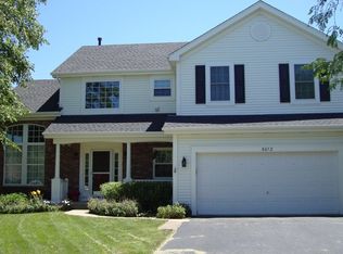 6012 Sanders Ct, Carpentersville, IL 60110