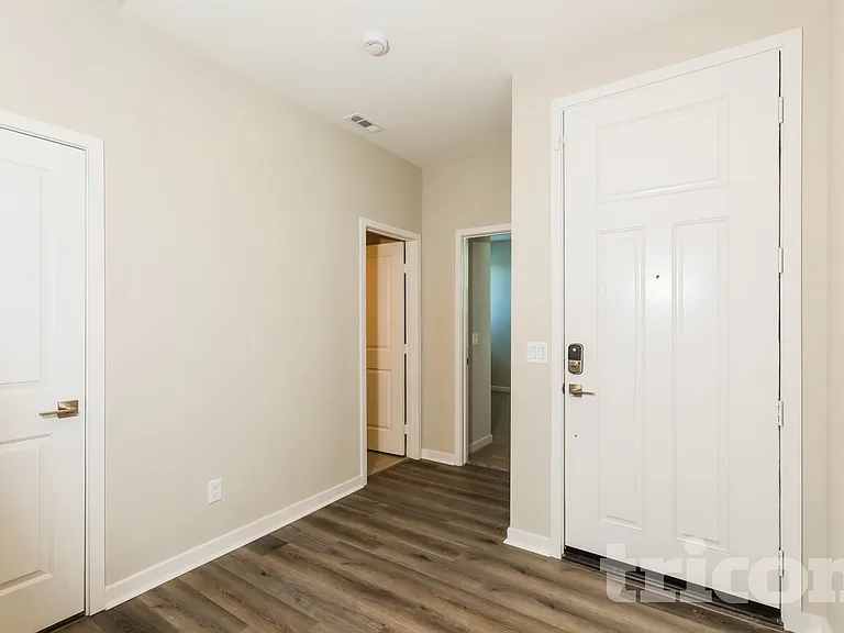 31703 Hans Dr — Photo 6