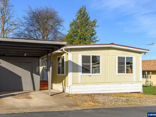500 N Gilwood St #21, Carlton, OR 97111