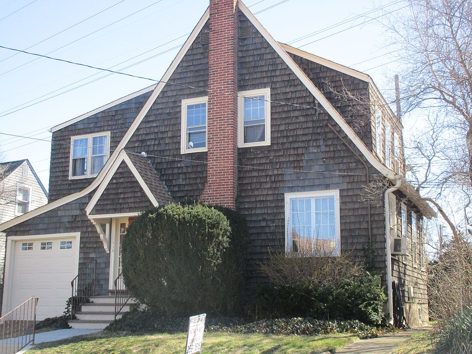 2nd image of 112 Irvington Pl
