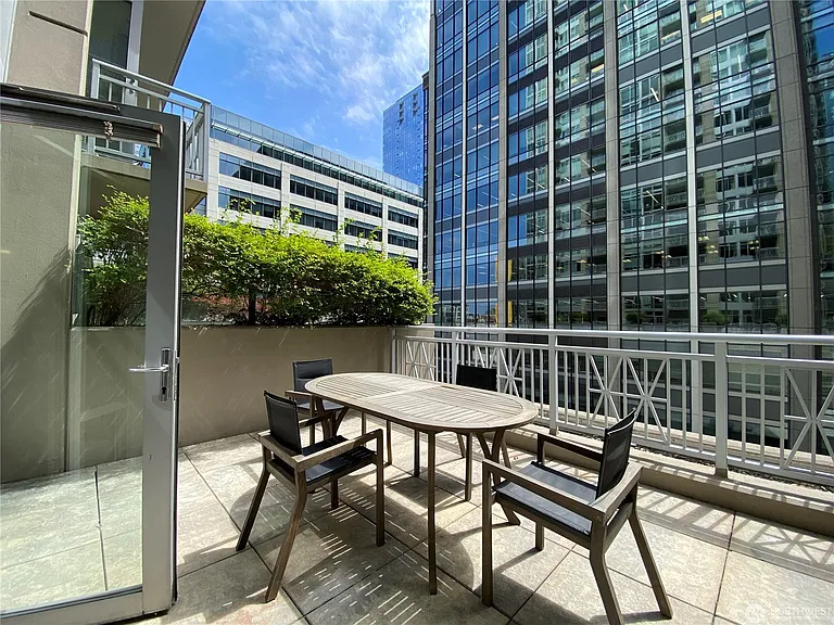819 Virginia St #2505 — Photo 33