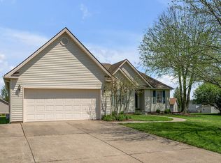 220 Hibiscus Ln, Winchester, KY 40391