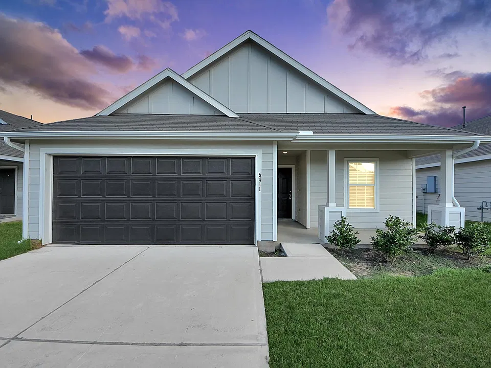 5411 Briana Dee Dr