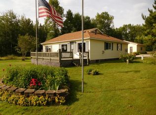 3683 S Riverside Dr, Sault Sainte Marie, MI 49783