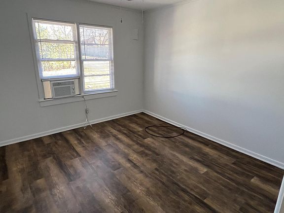 3rd image of 816 N 41st St #816