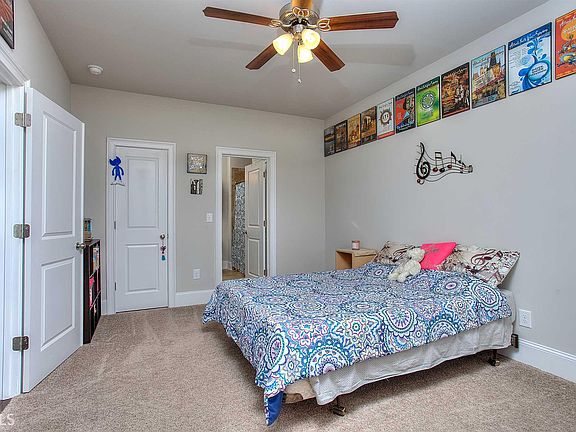 5th image of 209 Newsome Trl #17