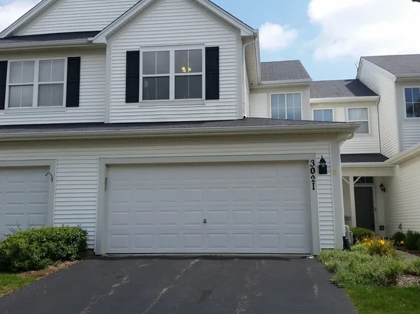 3021 Langston Cir #3021, Saint Charles, IL 60175