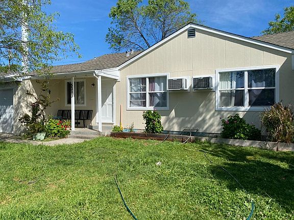 2nd image of 5313-5315 Gordon Dr