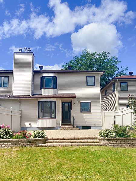 Ottawa House for rent - 3 Bedrooms — photo 23