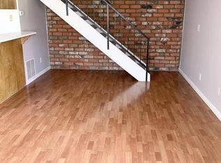 1090 W Calle Del Sol APT 2, Azusa, CA 91702