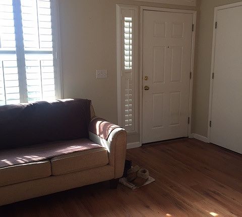 Living room/Front door