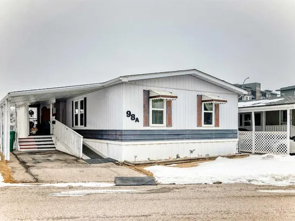 99 Arbour Lake Rd NW #99, Calgary, AB T3G 4E4