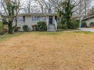 2498 N Bryan Cir, East Point, GA 30344